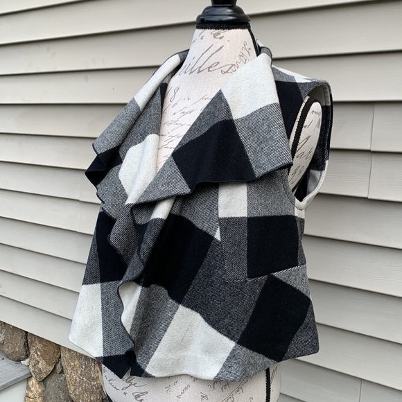 Gap Wool Blend Buffalo Plaid Drape Front Vest - Black/Off White - Picture 3 of 14
